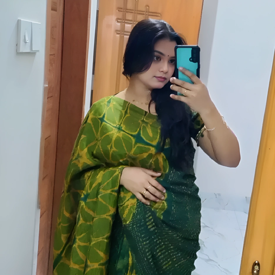 আনন্�?করতে চা�?সবার সাথে